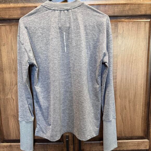 Long sleeves Grey Nike Dri-Fit‎ long sleeve shirt size small - Picture 1 of 5